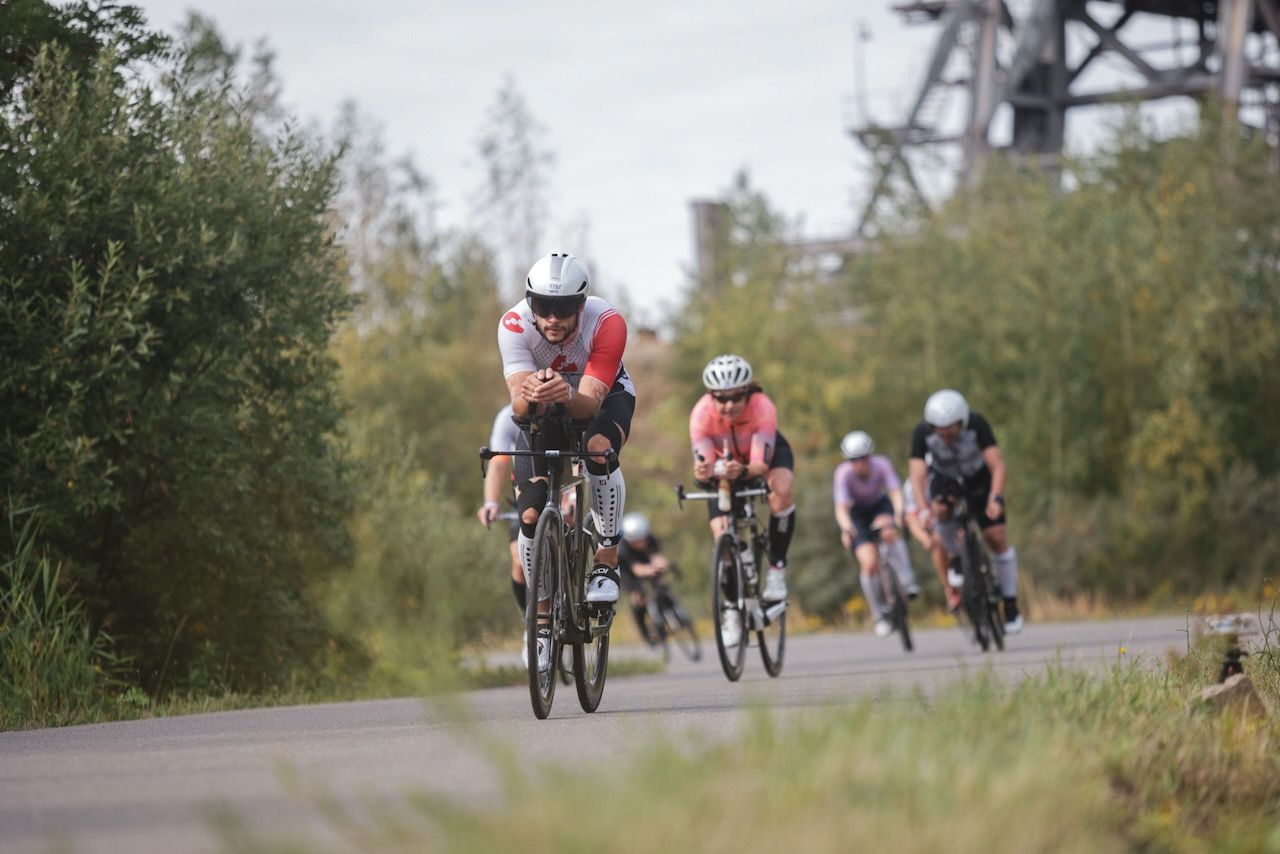 Nick Alexej Wriedt auf der Radstrecke in Aeroposition